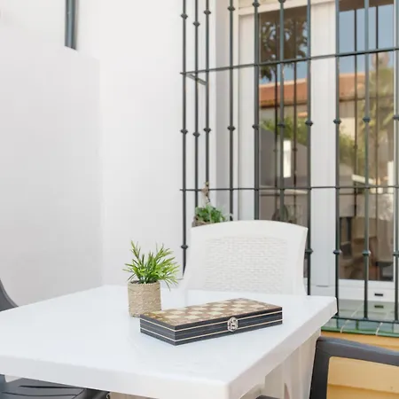 Casa Cherie Con Piscina Privada Будинок відпочинку Ронда